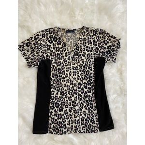 Floral print scrub top